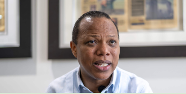 Milton Morrison impulsa trámites más inclusivos para adultos mayores desde el INTRANT